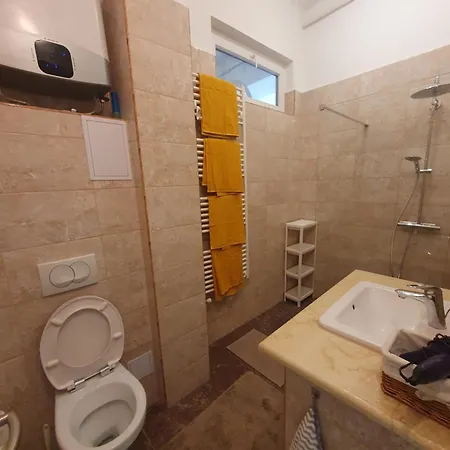 Apartment Serena Near Boulvard With Ac